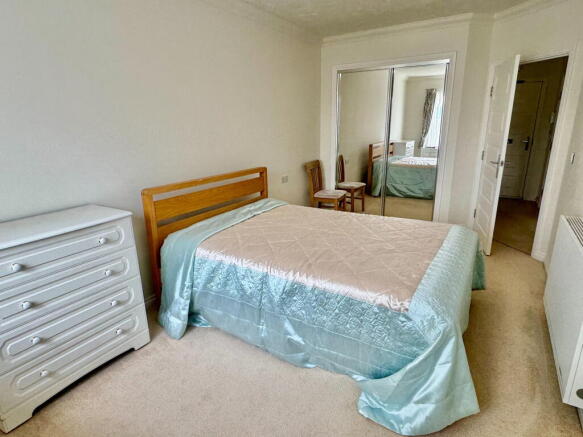 1 bed Apartment for sale Image 9