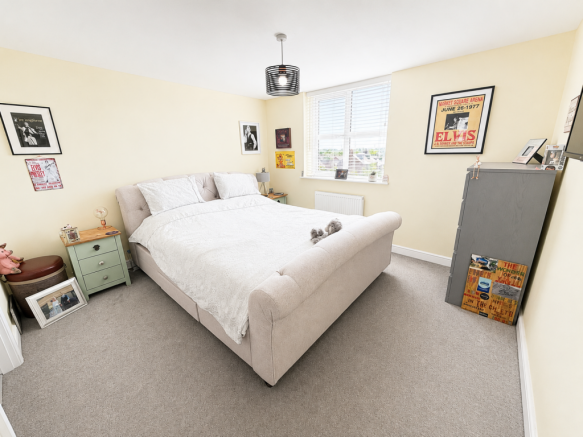 4 bed Town House for sale Image 8
