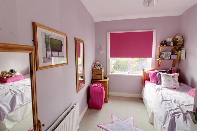 bed 3.jpg