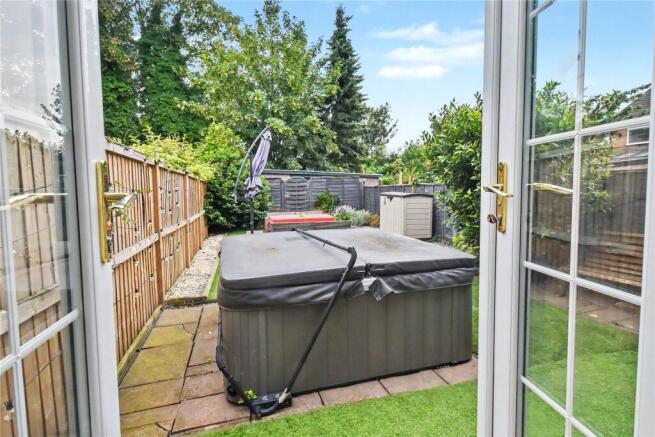 3 bed Semi-Detached for sale Image 12