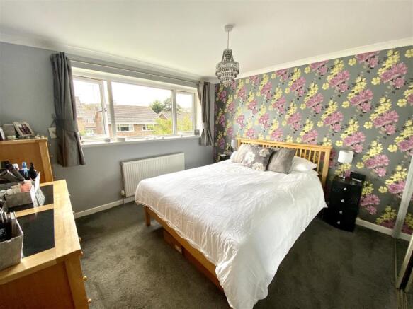 3 Oakfield Bedroom 1 DI.jpeg