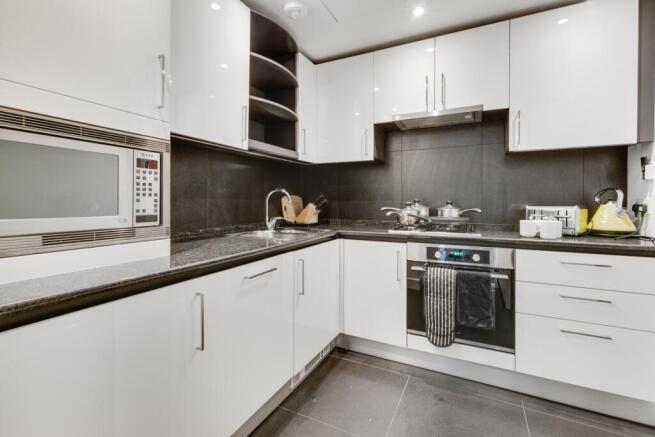 Kitchen (2)