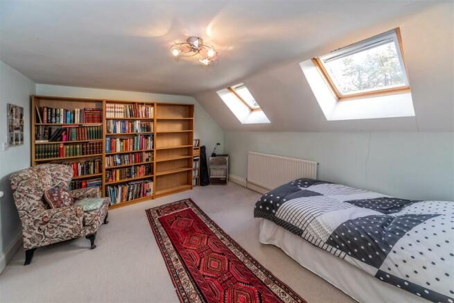 BEDROOM FIVE