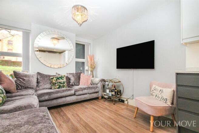 Kitchen/Lounge