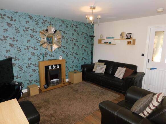 Lounge 2