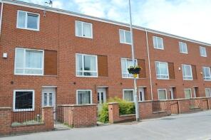 16, Guide Post Road, Manchester M13 9JH