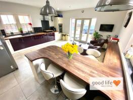 6, Over The Hill Farm Steadings, Houghton Le Spring DH4 4NY