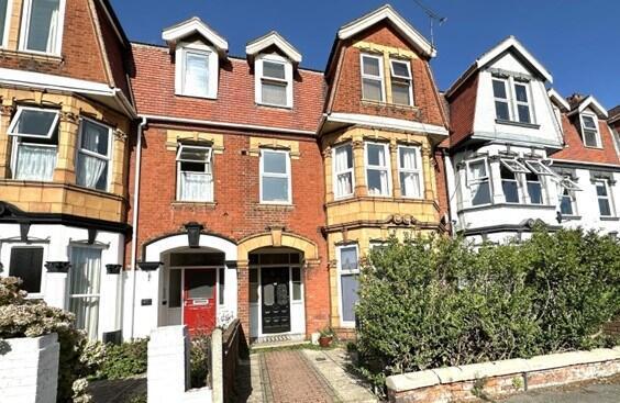 Large 2 Bed Apartment for rent