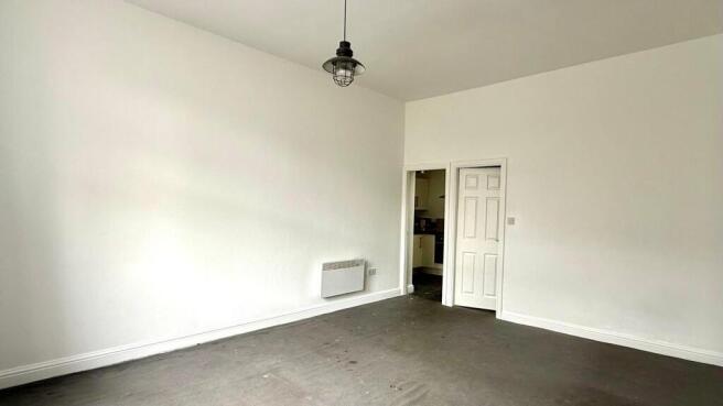 Studio to rent Image 6