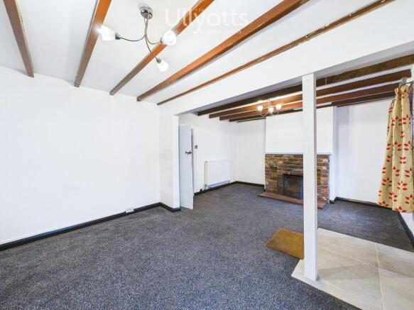 3 bed Terraced for sale Image 4