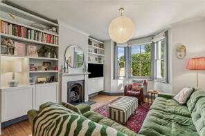 55, Balham Grove, London SW12 8AZ
