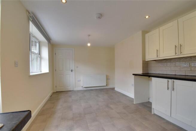 3 bed Terraced for sale Image 4
