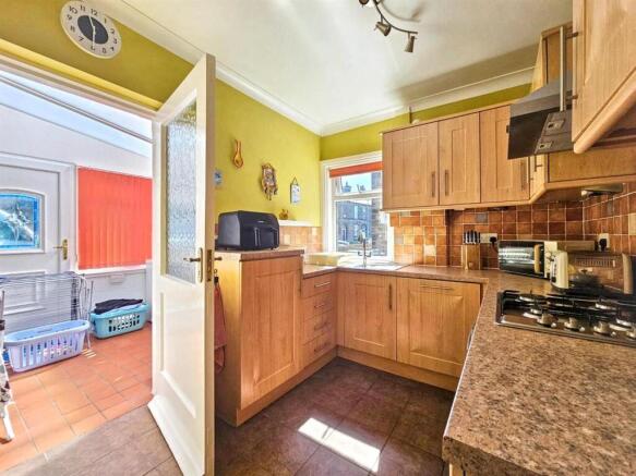 3 bed End of Terrace for sale Image 5