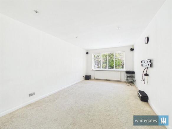 3 bed Semi-Detached for sale Image 5