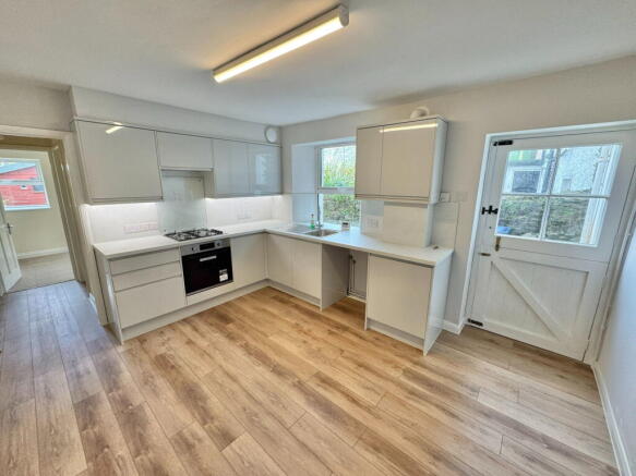 Beech Villas, Yelverton, Devon photo 2
