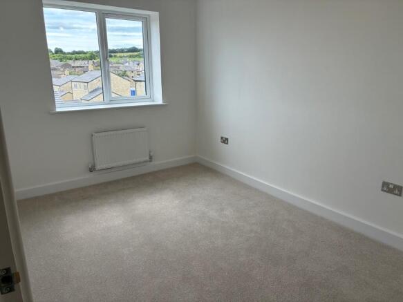 2 bed Semi-Detached for sale Image 7