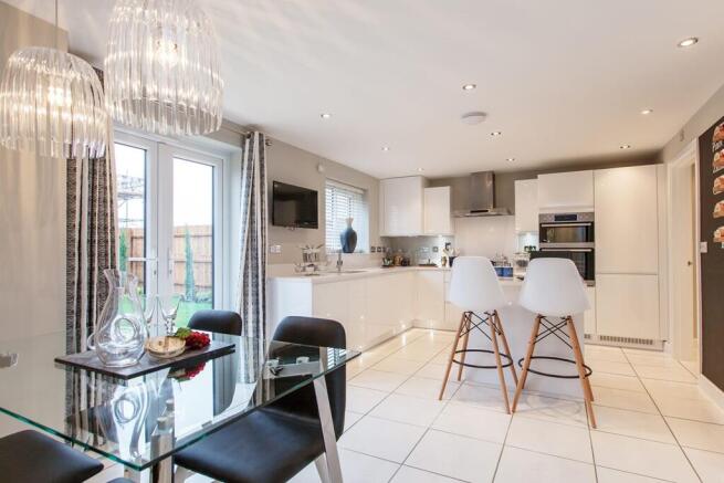 Large open plan kitchen/breakfast/dining area
