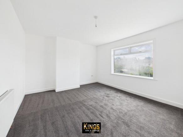 3 bed Semi-Detached for sale Image 8