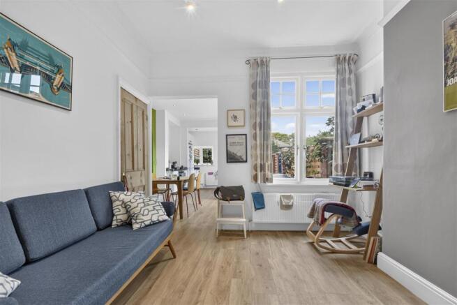 4 bed Terraced for sale Image 4
