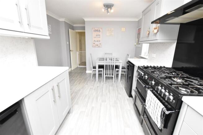 BREAKFAST KITCHEN
