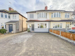 44, Broadlands Road, Hockley SS5 5DS