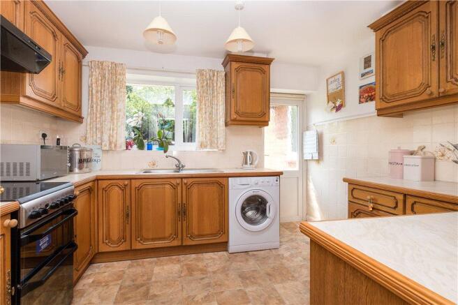 03 Kitchen