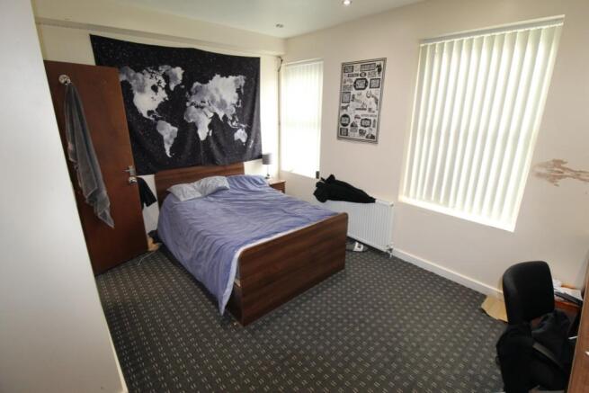 6 bed Terraced to rent Image 7