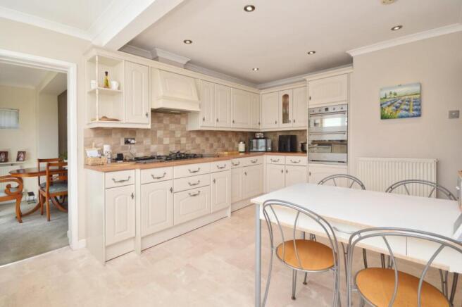 Kitchen./Breakfast Room