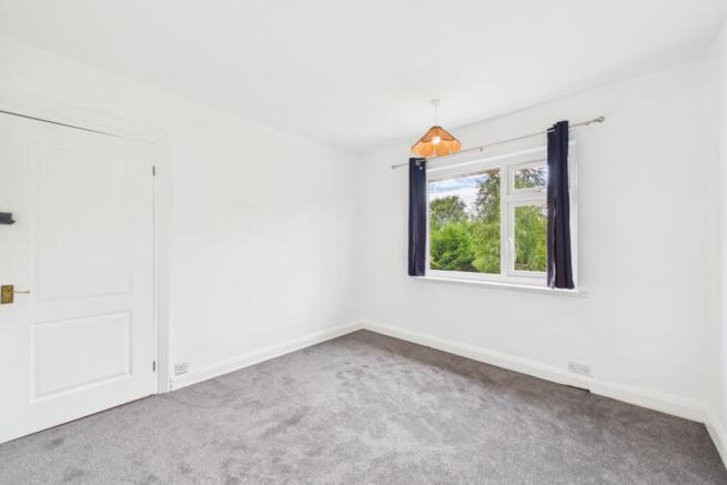 3 bed Terraced to rent Image 11