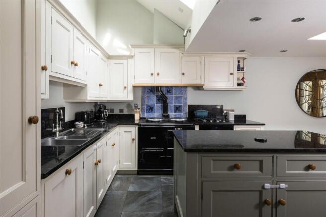 Kitchen/Dining