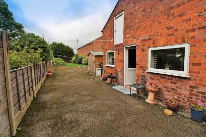 Rear Garden &a...