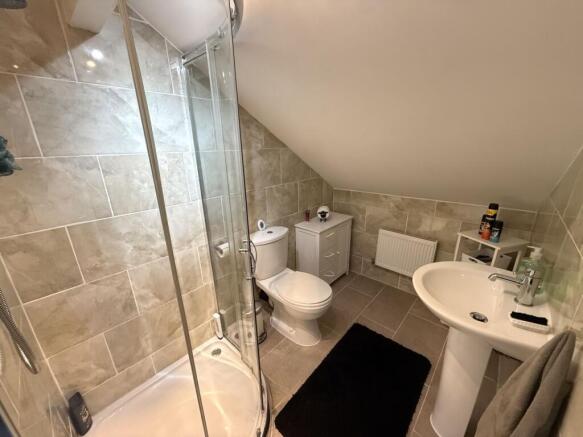 3 bed Semi-Detached for sale Image 12