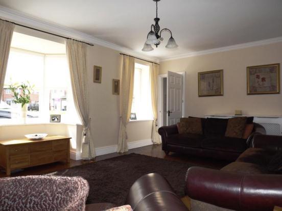 Lounge 1
