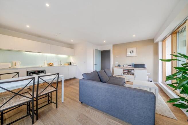 1401435-6-696f6ec...