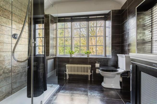 Master En-Suite