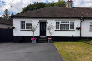 29, Warren Chase, Thundersley, Benfleet SS7 3DZ