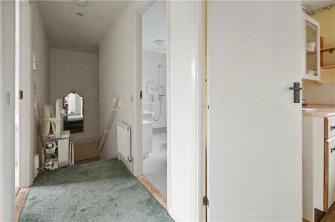 2 bed Apartment for sale Image 10