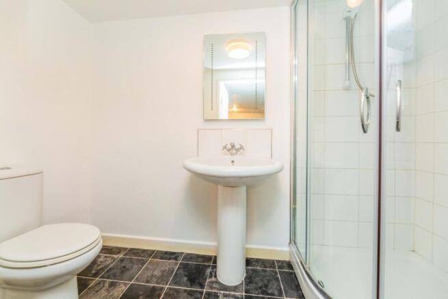 Master En-suite