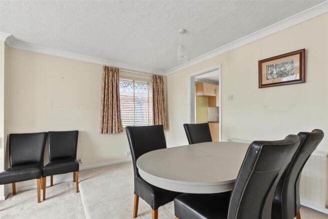Dining Room_1.jpeg