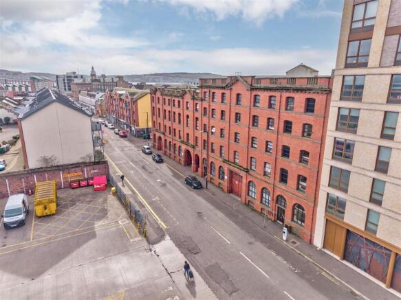 31D Bissetts Bond Trades Lane Dundee-3.JPG