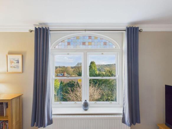 2 bed Apartment for sale Image 4