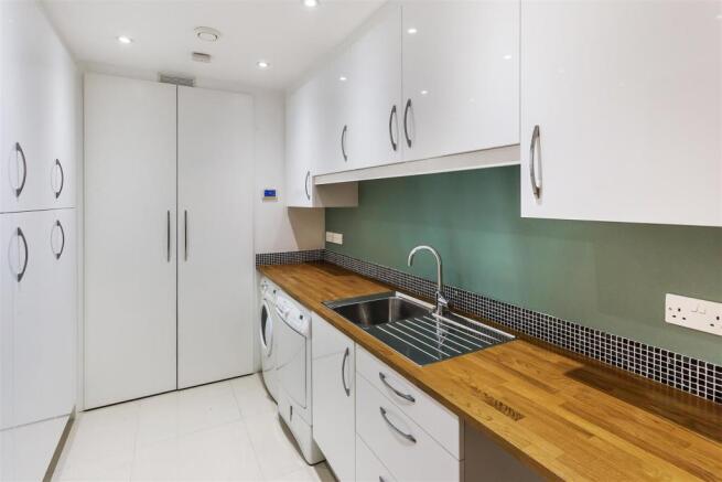 house. partnership Kingston-upon-Thames