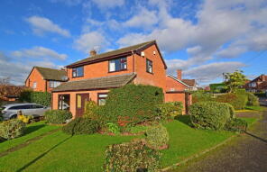 12, Holly Grove, Bromsgrove B61 8LH