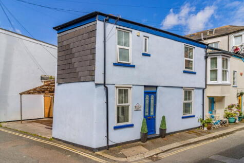 Lake Street,Dartmouth,TQ6 9DS