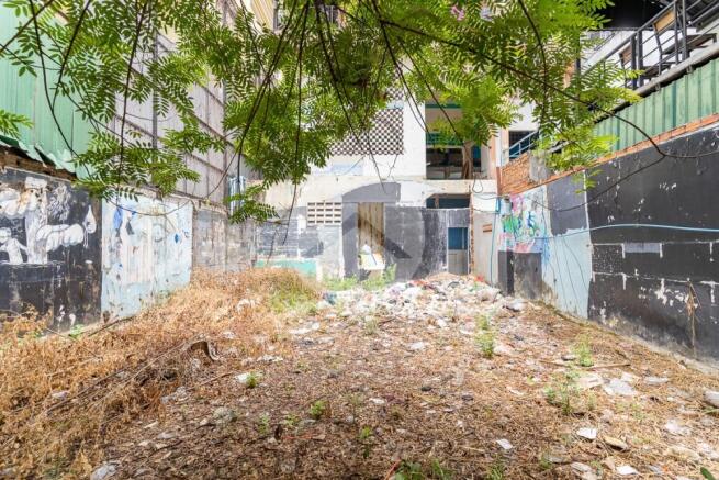 102 Sqm Commercial  Land For Sale - BKK1, Phnom Penh