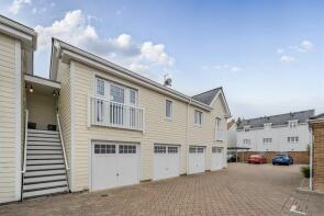 3, Rangeley Place, Reading RG2 6AL
