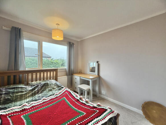 4 bed Semi-Detached for sale Image 10