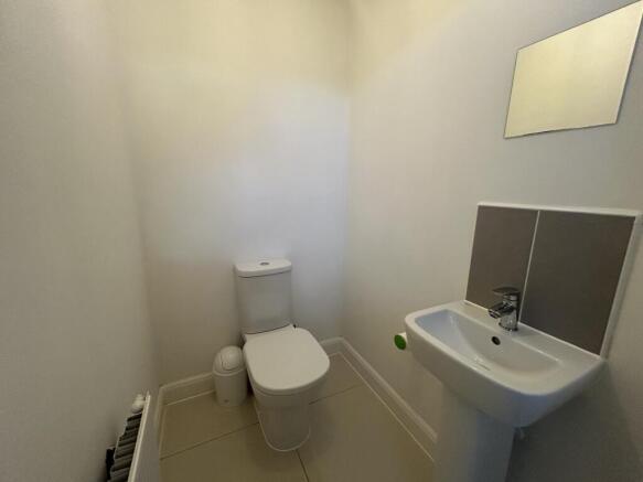 Cloakroom/wc