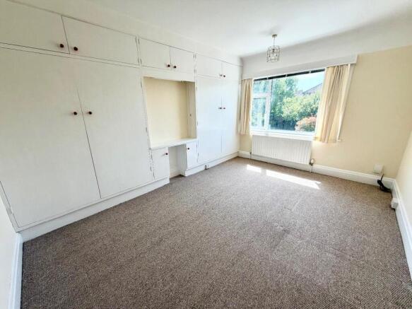 3 bed Semi-Detached for sale Image 10