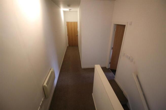 Hallway 1.JPG